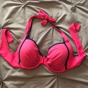 NWOT Tommy Bahama top